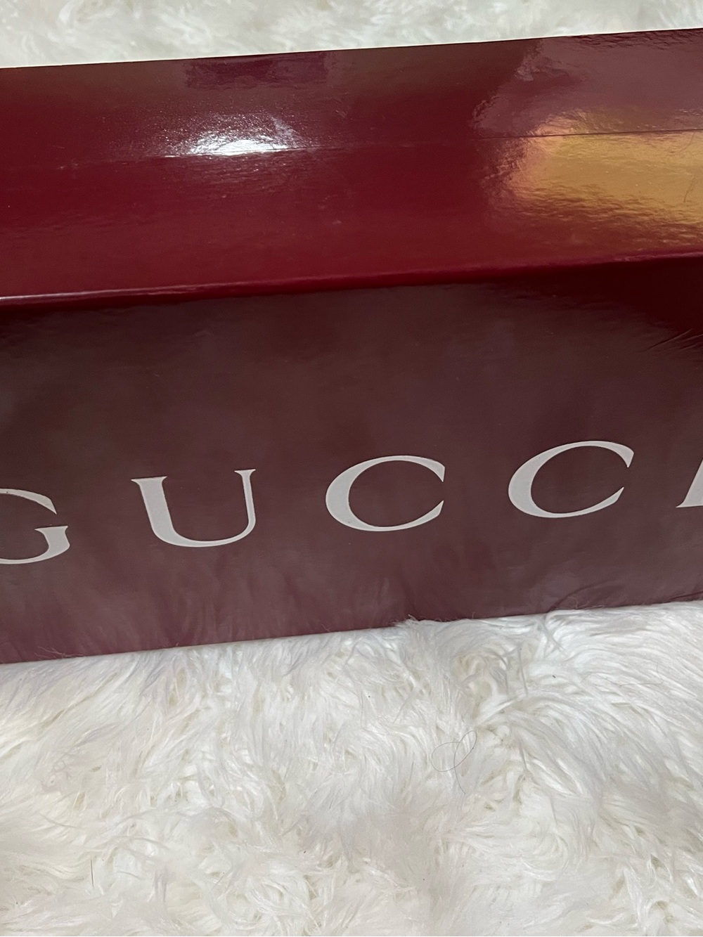 Authentic Gucci Empty shoe box red luxury storage display 14.4”x8.3”x5.5”